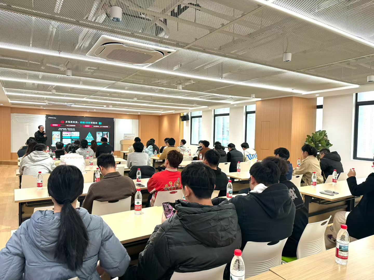 6809a614a200e78fbd7fbce48d31aa05